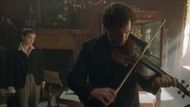 A still from the Enola Holmes 2 trailer (Image via YouTube/@Netflix)